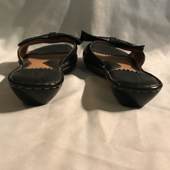 Size 9/40 1/2 Women’s Born Black Bow Sandals - Picture 4 of 8